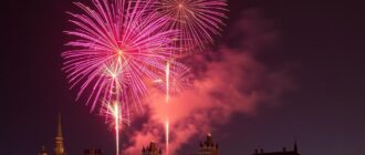 День Победы и праздничный салют: небеса, память и общий ритм города